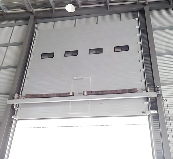 蓝田工业滑升门