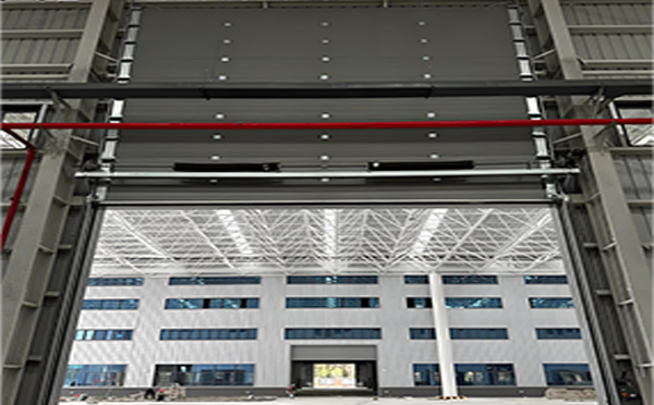 蓝田工业提升门