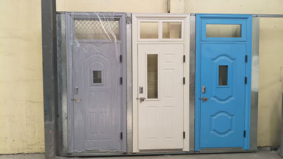 蓝田学校教室门 蓝田学校教室门