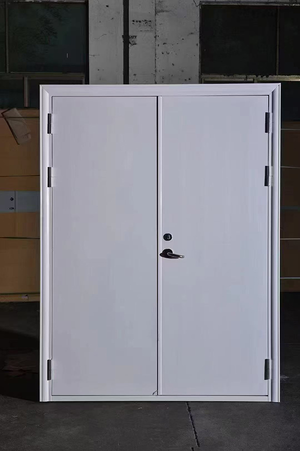 酒店项目完成公共区域蓝田防火门布设